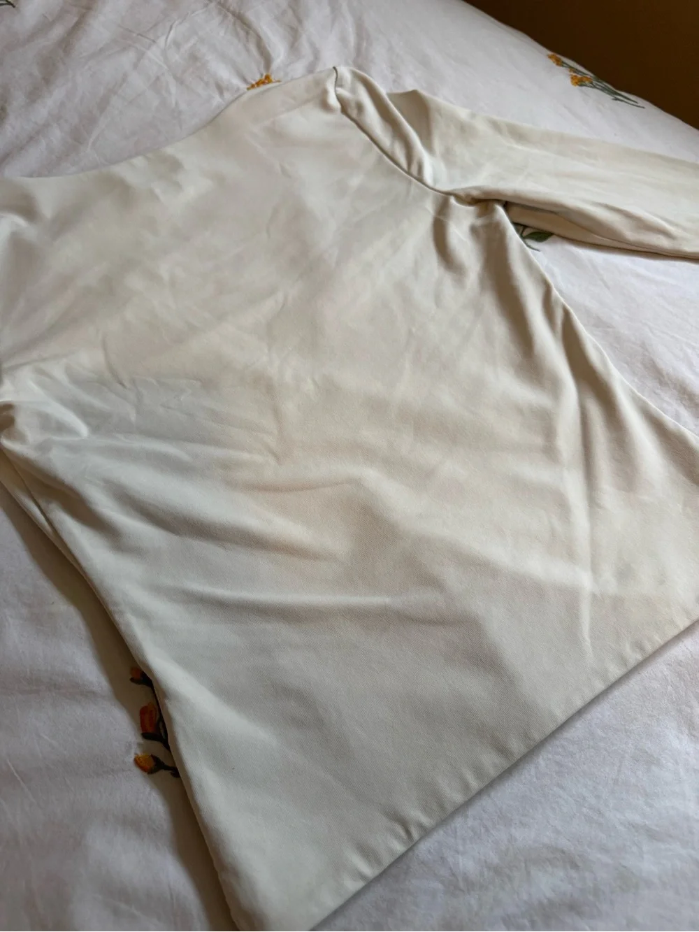 Aritzia CONTOUR Soft Off White Long Sleeve Top - Picture 5 of 5